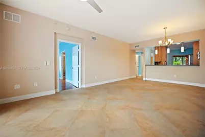 7765 Yardley Dr #115, Tamarac, FL 33321 - Photo 10