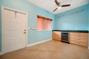 7765 Yardley Dr, Tamarac, FL 33321 - Photo 4