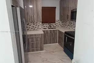 310 Fontainebleau Blvd, Miami, FL 33172 - Photo 20