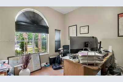 16101 NW 79th Ct, Miami Lakes, FL 33016 - Photo 24