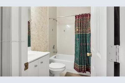 16101 NW 79th Ct, Miami Lakes, FL 33016 - Photo 34