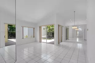 9803 NW 32nd St, Doral, FL 33172 - Photo 18