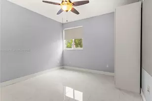 9133 Fontainebleau Blvd, Miami, FL 33172 - Photo 22