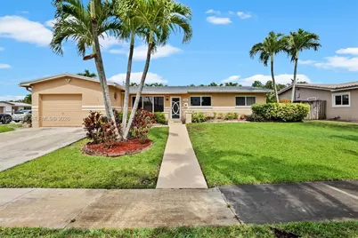 2251 NW 87th Ave #2251, Pembroke Pines, FL 33024 - Photo 2
