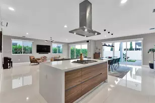 7535 NW 98th Ave, Doral, FL 33178 - Photo 16
