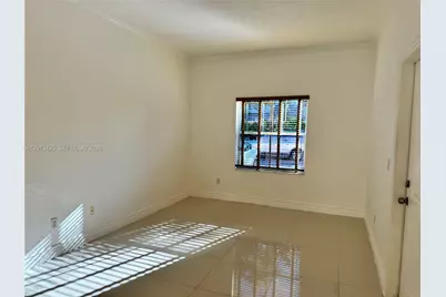 4933 N Harbor Isles Dr #202, Dania Beach, FL 33312 - Photo 2
