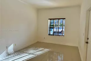 4933 N Harbor Isles Dr, Dania Beach, FL 33312 - Photo 2