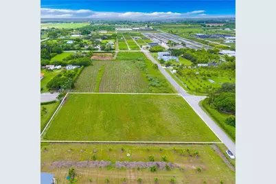 23400 SW 209th Pl, Homestead, FL 33031 - Photo 1