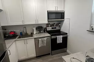 950 Euclid Ave, Miami Beach, FL 33139 - Photo 4