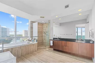 16001 Collins Ave #506, Sunny Isles Beach, FL 33160 - Photo 16