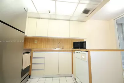 17890 W Dixie Hwy 519 Hwy #519, North Miami Beach, FL 33160 - Photo 6