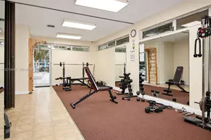 17890 W Dixie Hwy 519 Hwy, North Miami Beach, FL 33160 - Photo 30