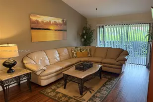 21 Lexington Ln W, Palm Beach Gardens, FL 33418 - Photo 14