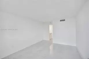 3625 N Country Club Dr, Aventura, FL 33180 - Photo 20