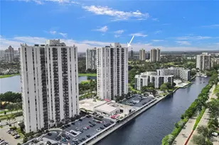 3625 N Country Club Dr, Aventura, FL 33180 - Photo 66