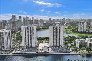 3625 N Country Club Dr, Aventura, FL 33180 - Photo 68