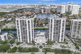 3625 N Country Club Dr, Aventura, FL 33180 - Photo 56