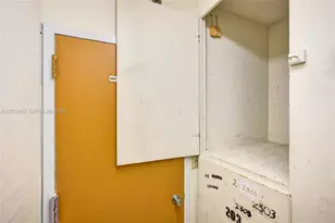 3625 N Country Club Dr, Aventura, FL 33180 - Photo 50