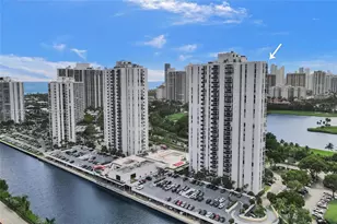 3625 N Country Club Dr, Aventura, FL 33180 - Photo 64