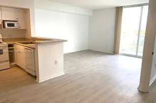 5077 NW 7th St, Miami, FL 33126 - Photo 4