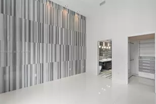 475 Brickell Ave, Miami, FL 33131 - Photo 14