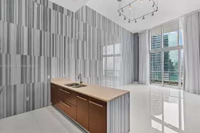 475 Brickell Ave #2812, Miami, FL 33131 - Photo 1