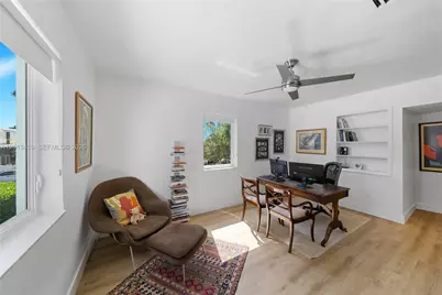 1281 S Venetian Way, Miami, FL 33139 - Photo 34