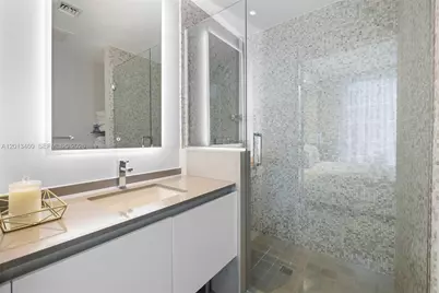 88 SW 7th St #1201, Miami, FL 33130 - Photo 12