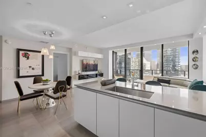 88 SW 7th St #1201, Miami, FL 33130 - Photo 22