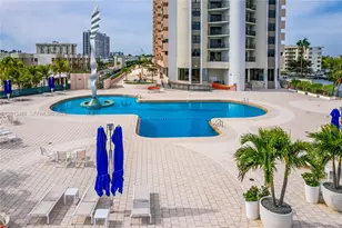 1800 NE 114th St, Miami, FL 33181 - Photo 34