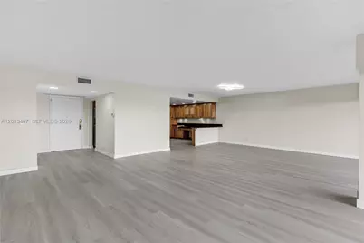 1800 NE 114th St #601, Miami, FL 33181 - Photo 12
