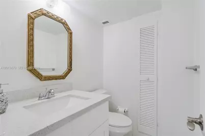 9511 Collins Ave #906, Surfside, FL 33154 - Photo 6