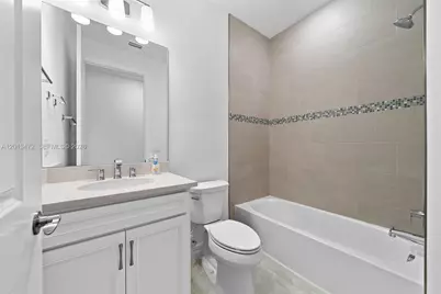 2715 Primrose Pl, Oakland Park, FL 33309 - Photo 24