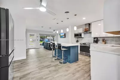 200 SE 3rd St, Pompano Beach, FL 33060 - Photo 12