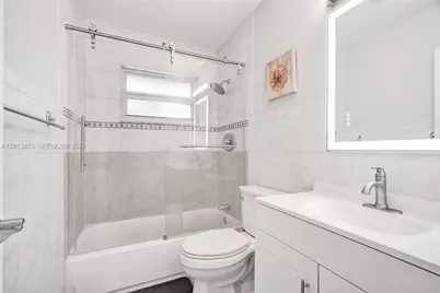 200 SE 3rd St, Pompano Beach, FL 33060 - Photo 28