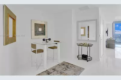 851 NE 1st Ave #2900, Miami, FL 33132 - Photo 4