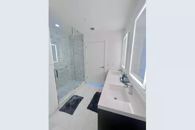 851 NE 1st Ave #2900, Miami, FL 33132 - Photo 24