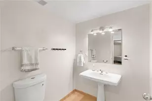 3600 Mystic Pointe Dr, Aventura, FL 33180 - Photo 20