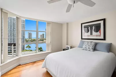 3600 Mystic Pointe Dr #1616, Aventura, FL 33180 - Photo 14