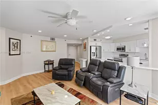 3600 Mystic Pointe Dr, Aventura, FL 33180 - Photo 10