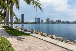 3600 Mystic Pointe Dr, Aventura, FL 33180 - Photo 48