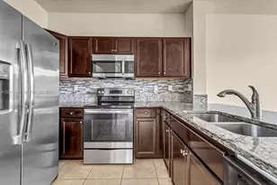 134 SE 28th Ter, Homestead, FL 33033 - Photo 4