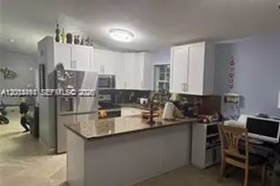 7599 W 4th Ct, Hialeah, FL 33014 - Photo 24