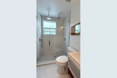 2031 Meridian Ave #3, Miami Beach, FL 33139 - Photo 8