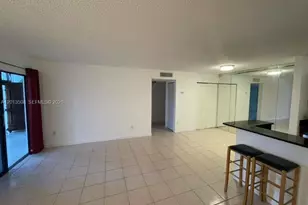 809 NE 199th St, Miami, FL 33179 - Photo 2