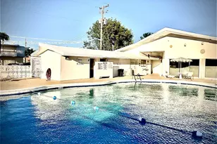 900 SW 11th Ave, Hallandale Beach, FL 33009 - Photo 20