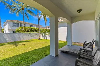 3188 NE 211th Ter, Aventura, FL 33180 - Photo 32