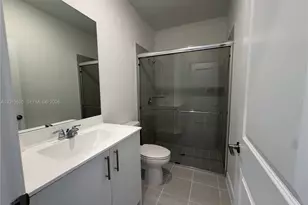 2384 SE 29th Dr, Homestead, FL 33035 - Photo 32