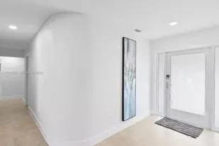 3721 N 55th Ave, Hollywood, FL 33021 - Photo 12