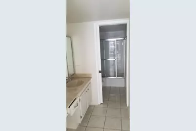 1901 Brickell Ave #B906, Miami, FL 33129 - Photo 6